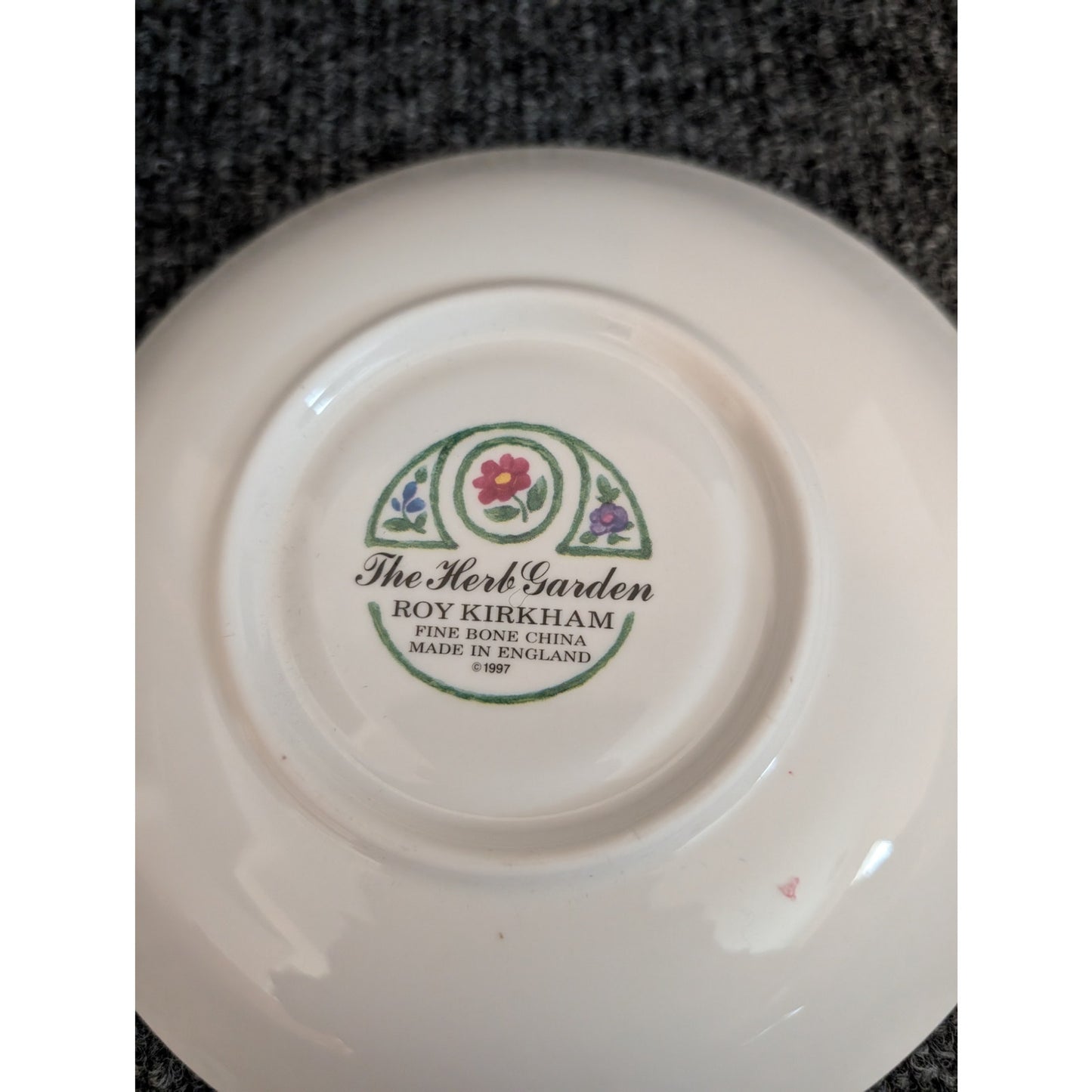 Vtg 1997 Roy Kirkham Bone China English The Herb Garden 14 oz Cup & Saucer