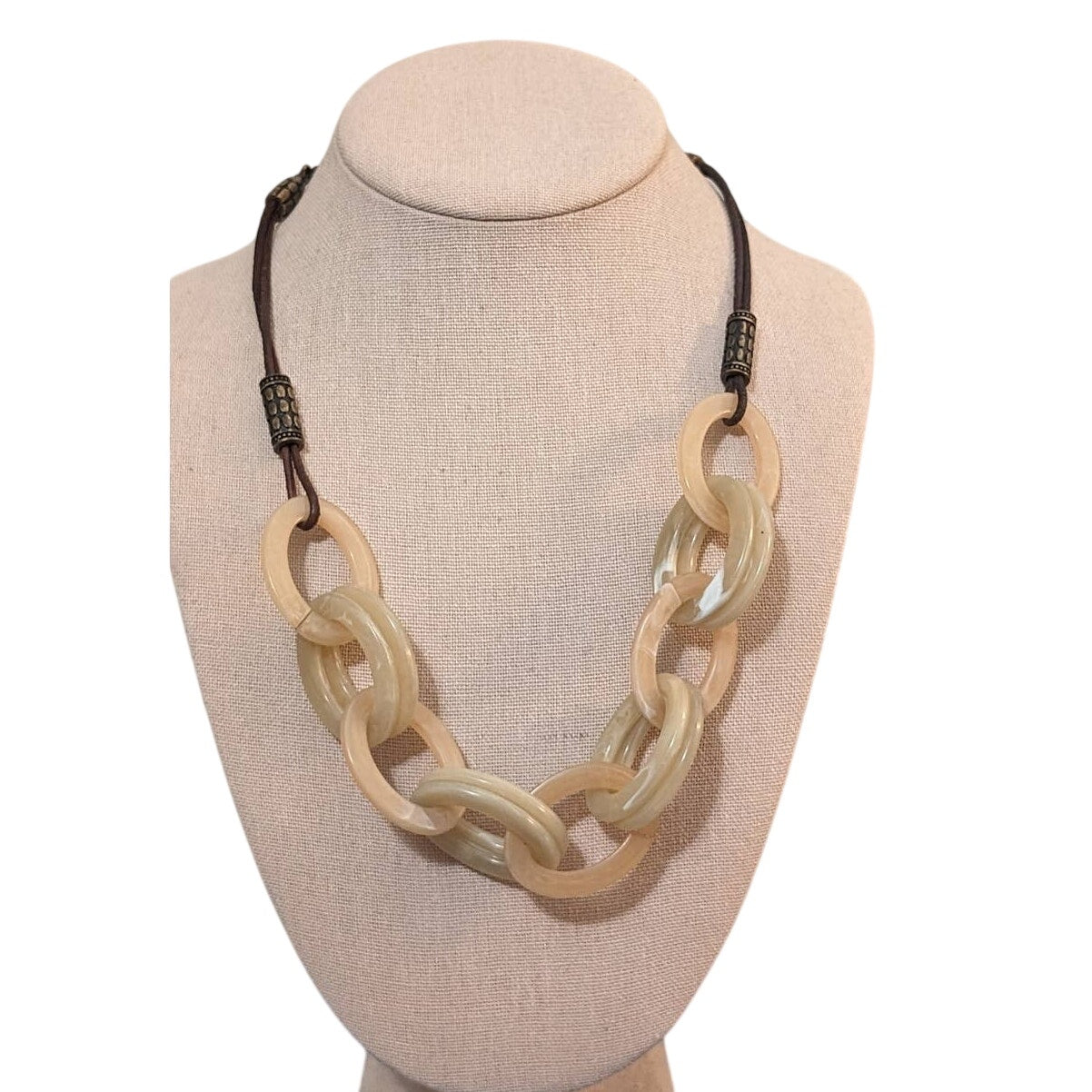 Vintage Avon Art Deco Style Creamy  Lucite Oval Chain Link Adjustable Necklace