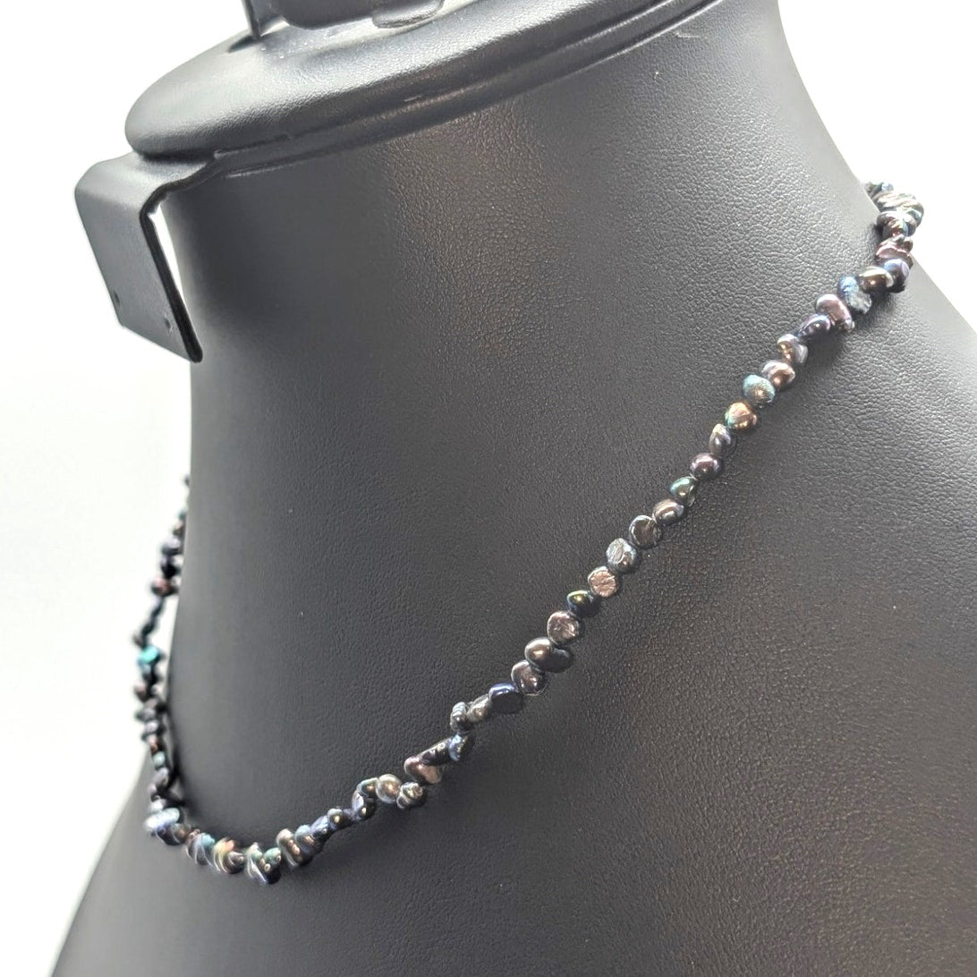 VINTAGE Freshwater Peacock Irregular Shape Tiny Pearl Bead Clasp 17" Necklace