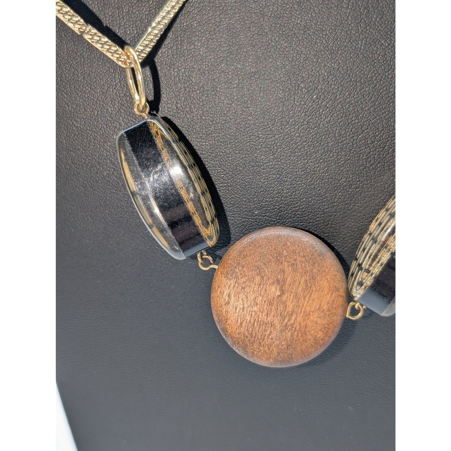 Vintage Thick Sparkle Gold 'Brick' Lucite Wooden Disk Gold Tone Chain Necklace