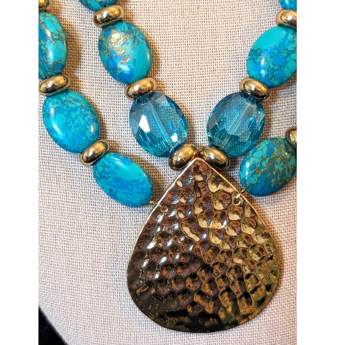 KR Blue Stone Gold Tone Chain Hammered Pendant Double Strand Necklace
