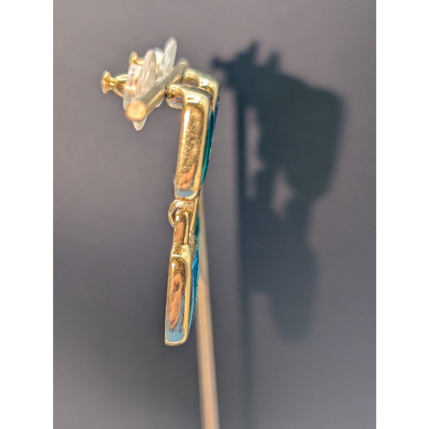 Vintage Monet Gold Tone Warrior Green Intaglio Etched Drop Pierced Earrings Rare