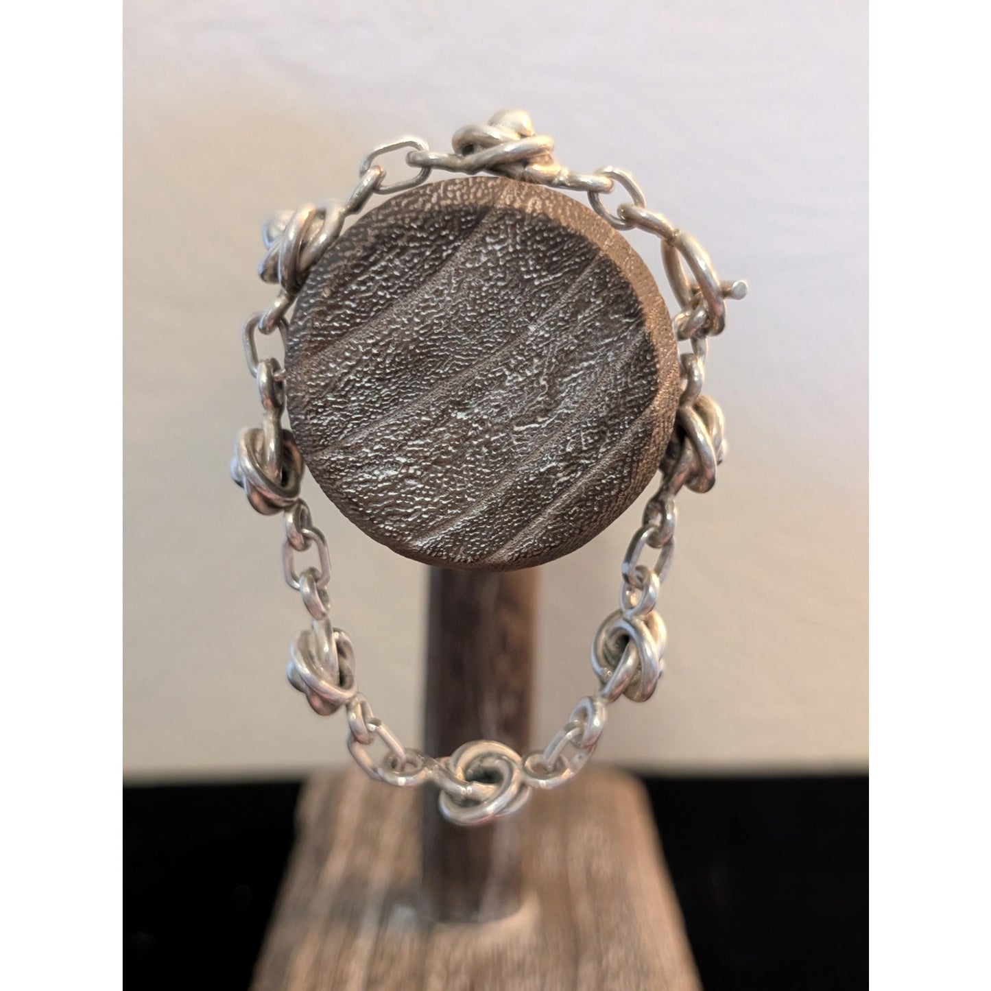 Vintage Stamped Mexico 925 Sterling Silver Love Knot Toggle Clasp Bracelet