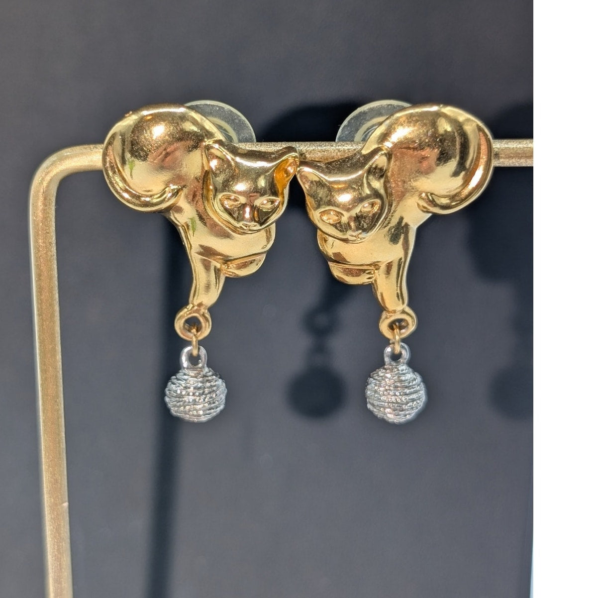 Two Tone Metal Adorable Playful Cats W/ Dangling Ball of Yarn Pierced Earrings