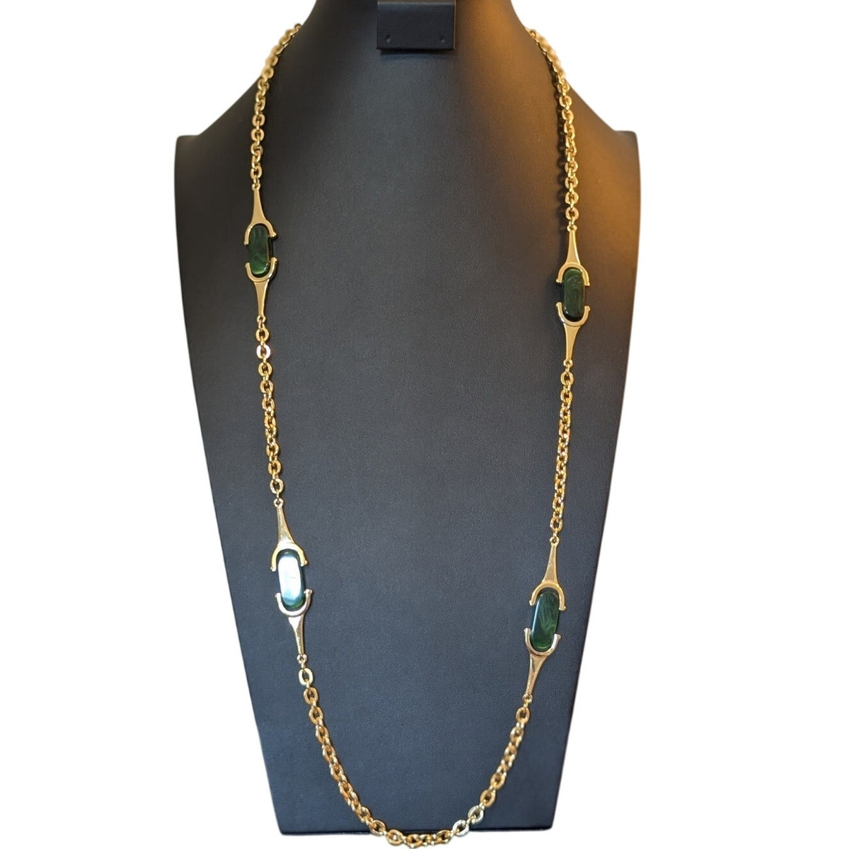 Vintage Gold Tone Chain W/ Green Acrylic Bead Articulated Station Long Necklace