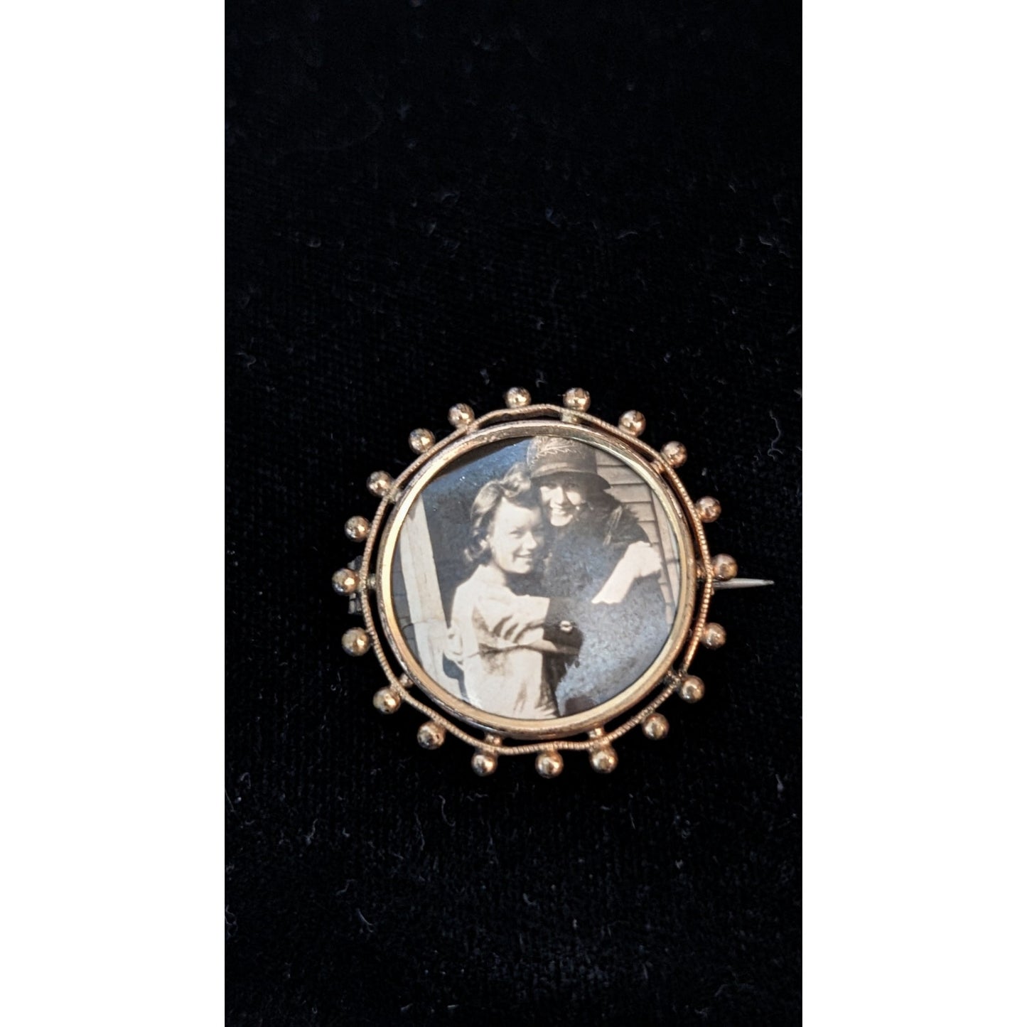Antique 1920s Photo Frame Brooch W/ Original Picture Signed SD
