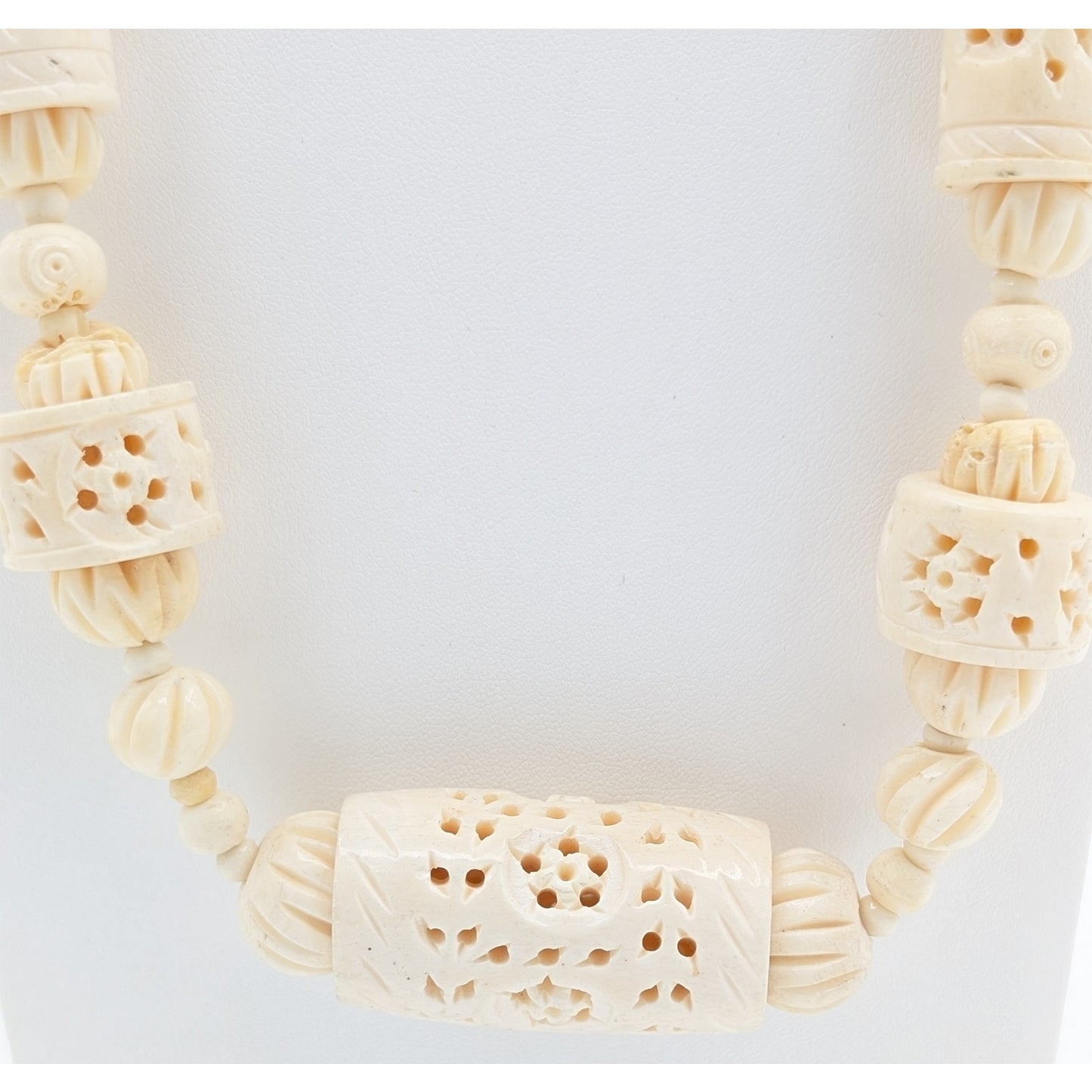 Antique Cream Hand Carved Pierced Bead Barrel Clasp 26" Necklace