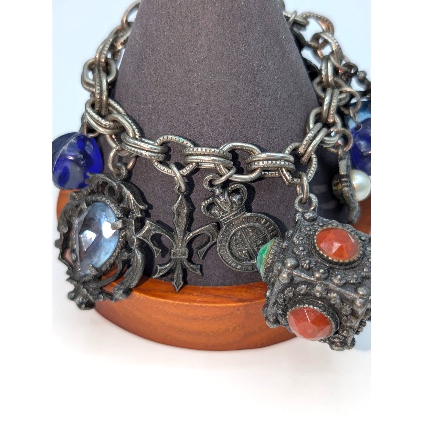 Vintage Silver Toned Fold Over Clasp Etruscan Heraldic Fob Chunky Charm Bracelet