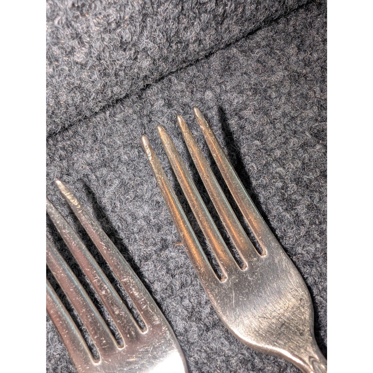 Vintage Holmes & Edwards Danish Princess Pattern Inlaid IS Set of 4 Forks