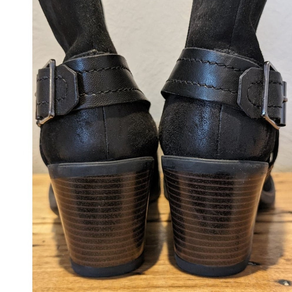 Earth Lina Arlington Wide Black Suede Bootie Womens Sz 8.5W