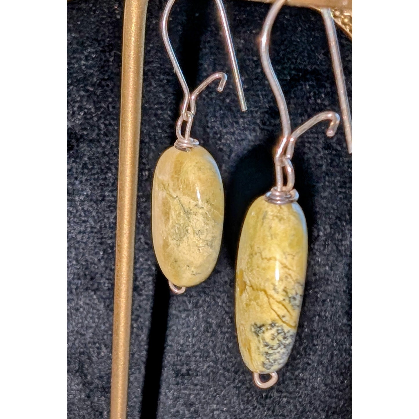 Vintage Green Stone Dangle Earrings W/ Kidney Wires