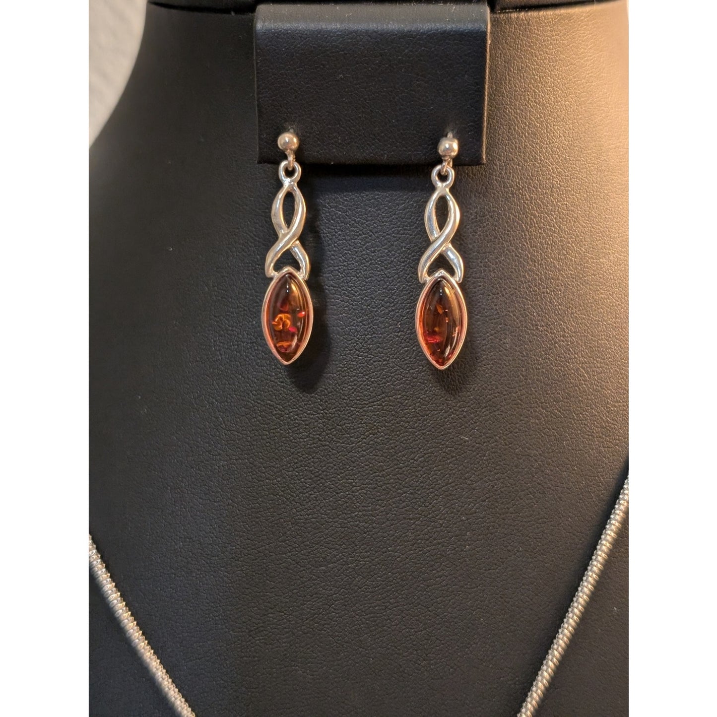 Vtg Natural Marquis Shape Baltic Amber 925 Sterling Silver Necklace/Earring Set