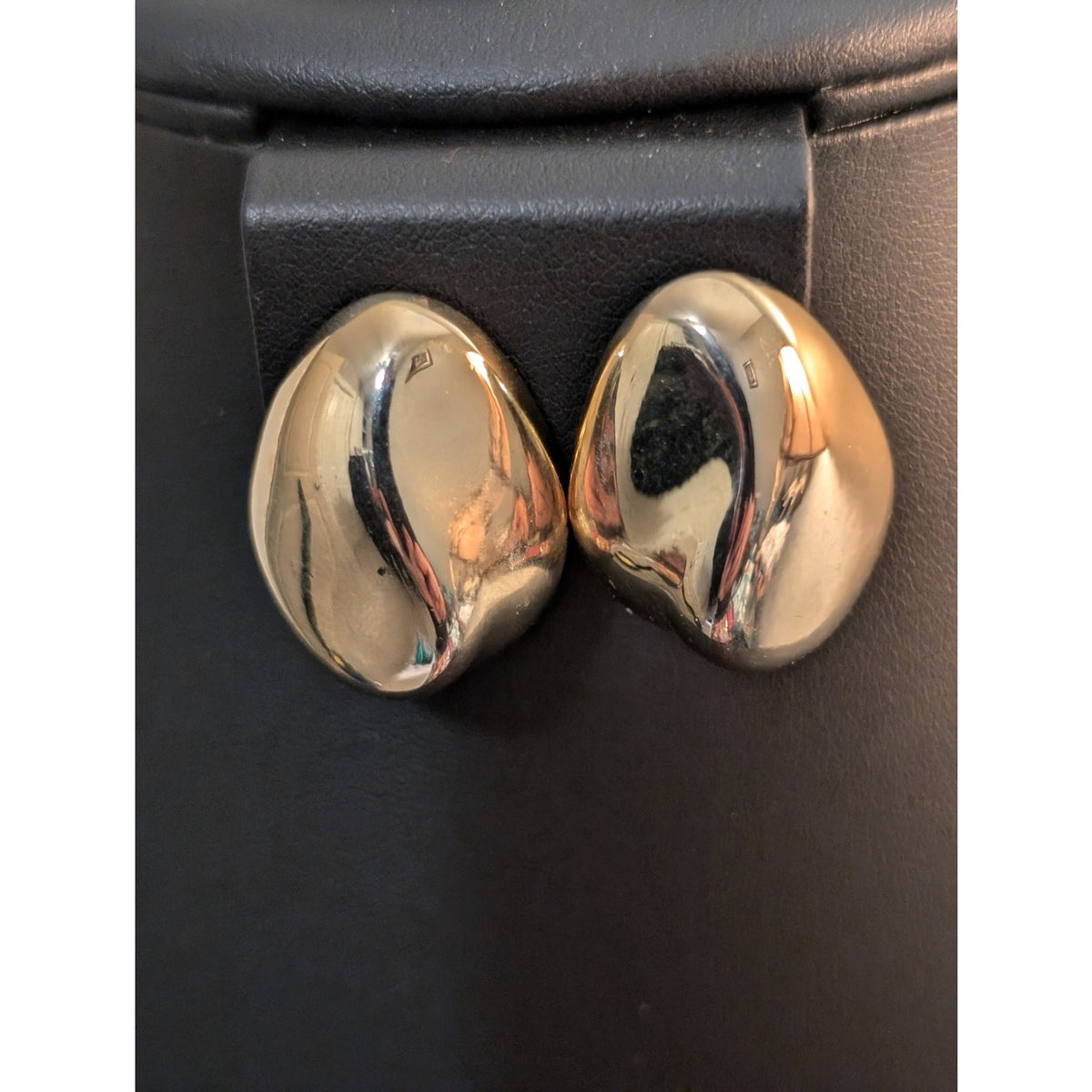 Vintage Signed TAT 80s Puffy High Polished Gold Tone Clip On Earrings