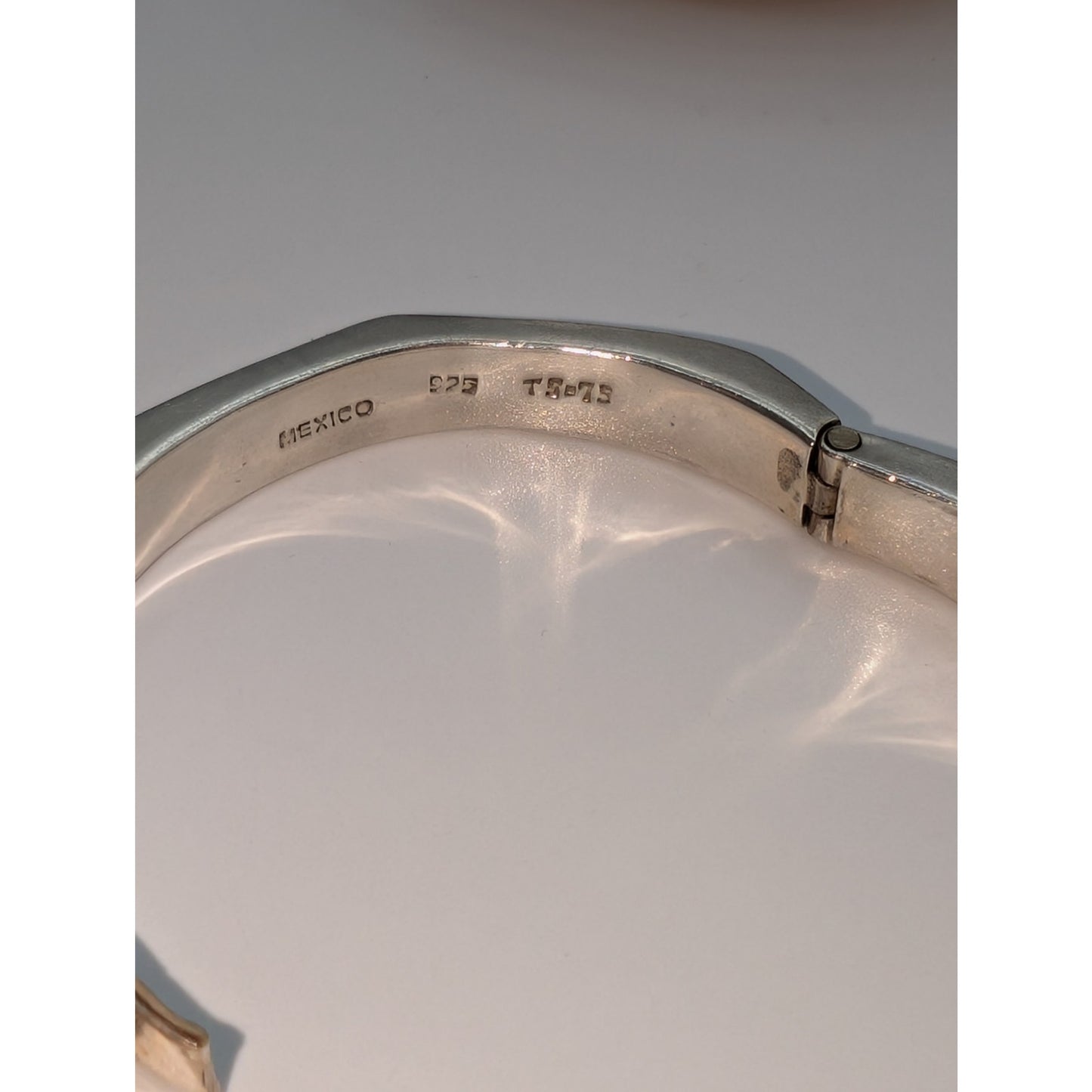 Vintage Taxco Octagon 925 Sterling Silver Hinged Bangle Bracelet 35.51g