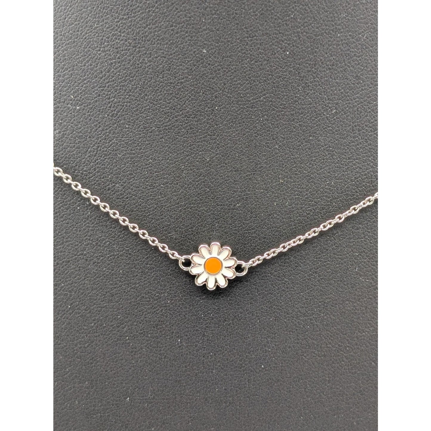Pura Vida Daisy Silver Tone 14.5"-16.5" Necklace