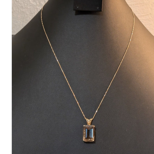 14k Yellow Gold Smoky Quartz Pendant on 14k Yellow Gold 20" Chain