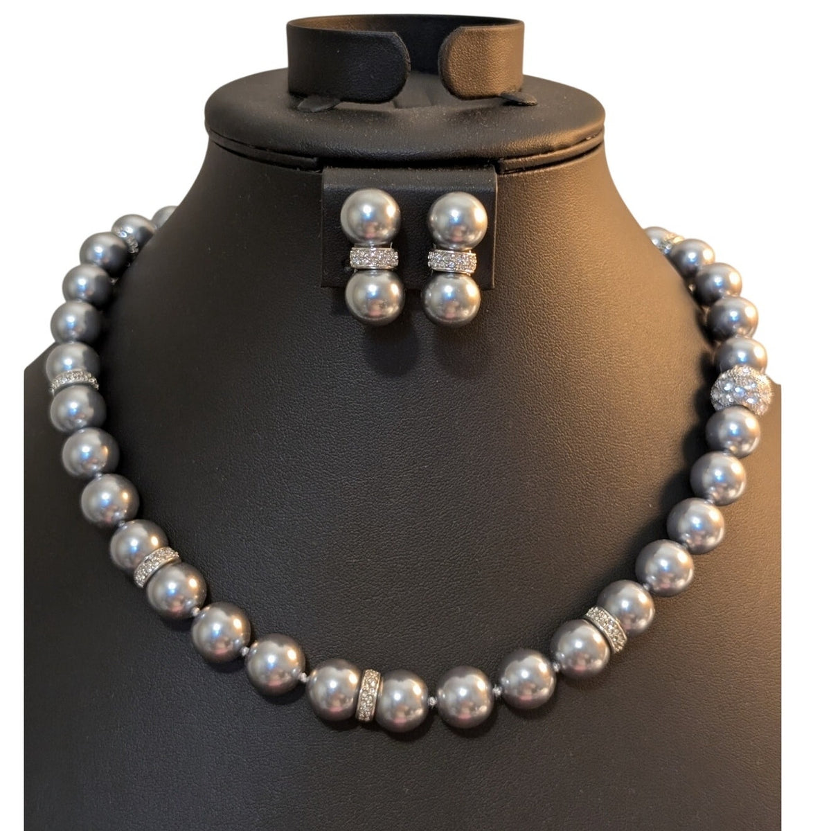 Glass Gray Pearl Rhinestone Rondelle Magnetic Ball Clasp Necklace & Earring Set