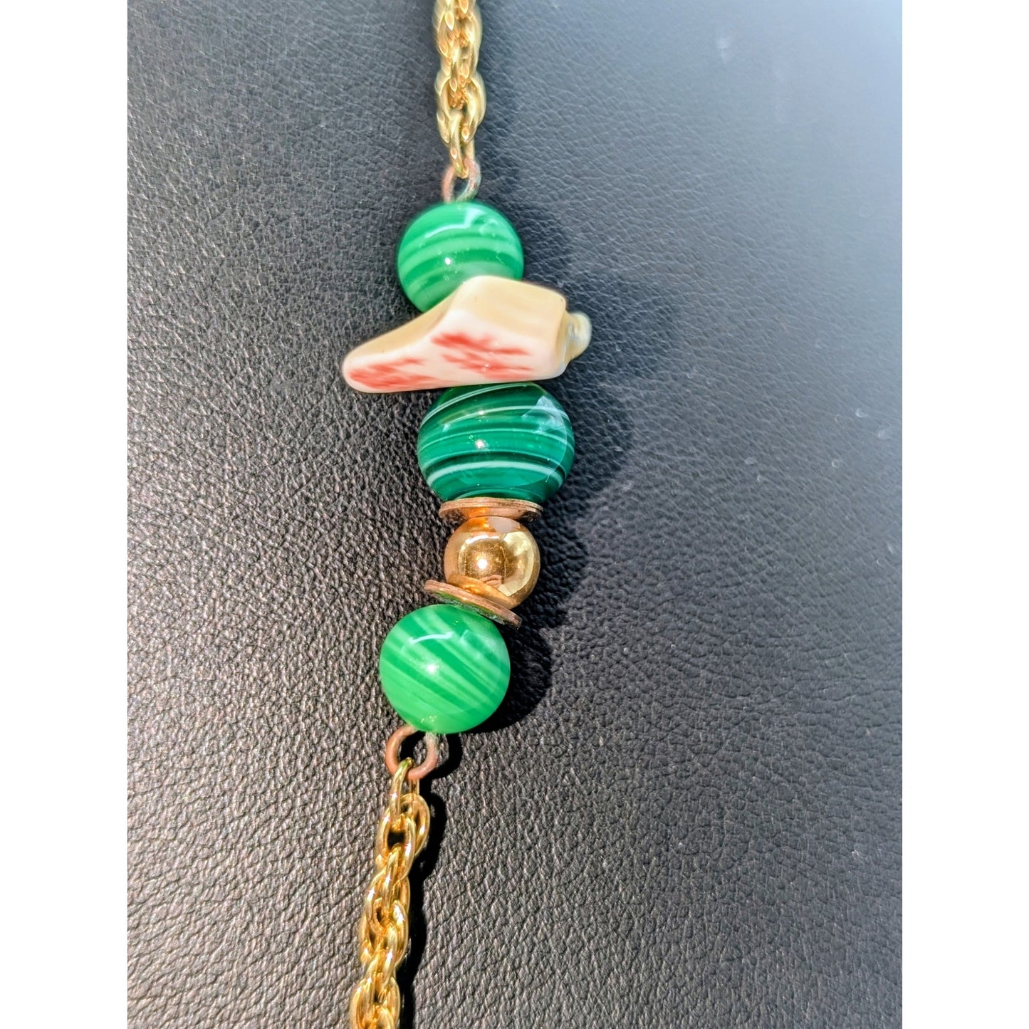 VTG Gold Tone Malachite Beaded Mother of Pearl Chip Station Chain 32" Necklace
