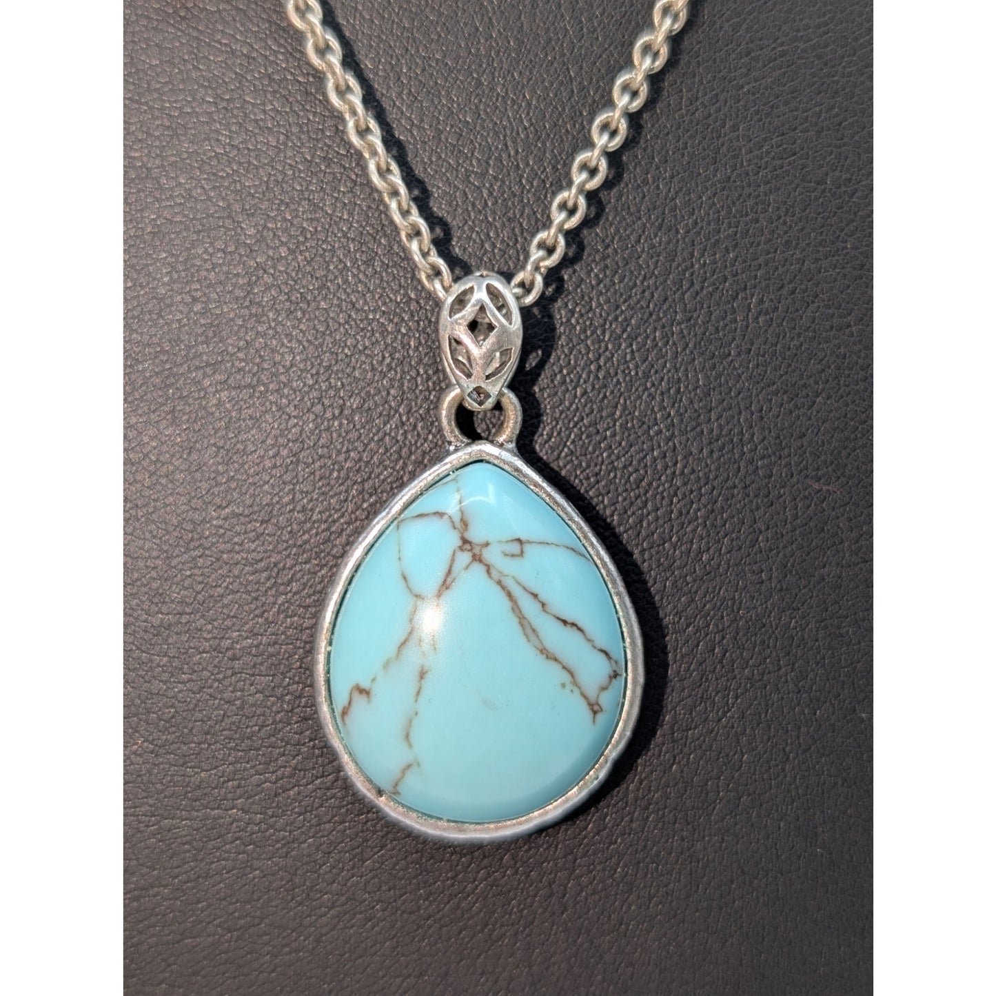Fossil Faux Turquoise Teardrop Double Sided Pendant Bee Silver Tone Necklace