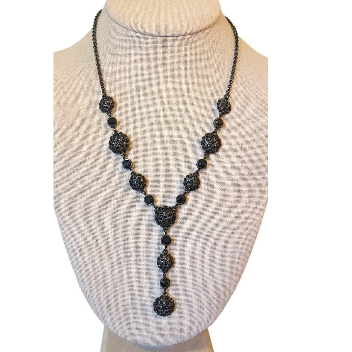 Black Crystal Bead Gun Metal 'Y' Drop 17"-19" Necklace