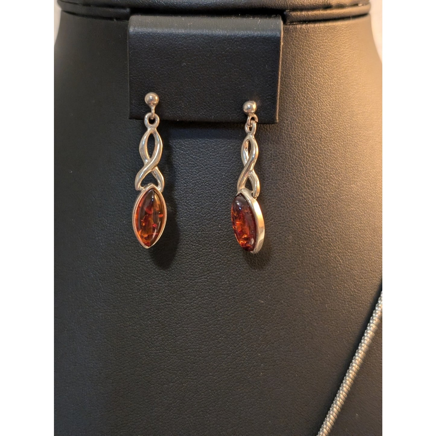 Vtg Natural Marquis Shape Baltic Amber 925 Sterling Silver Necklace/Earring Set
