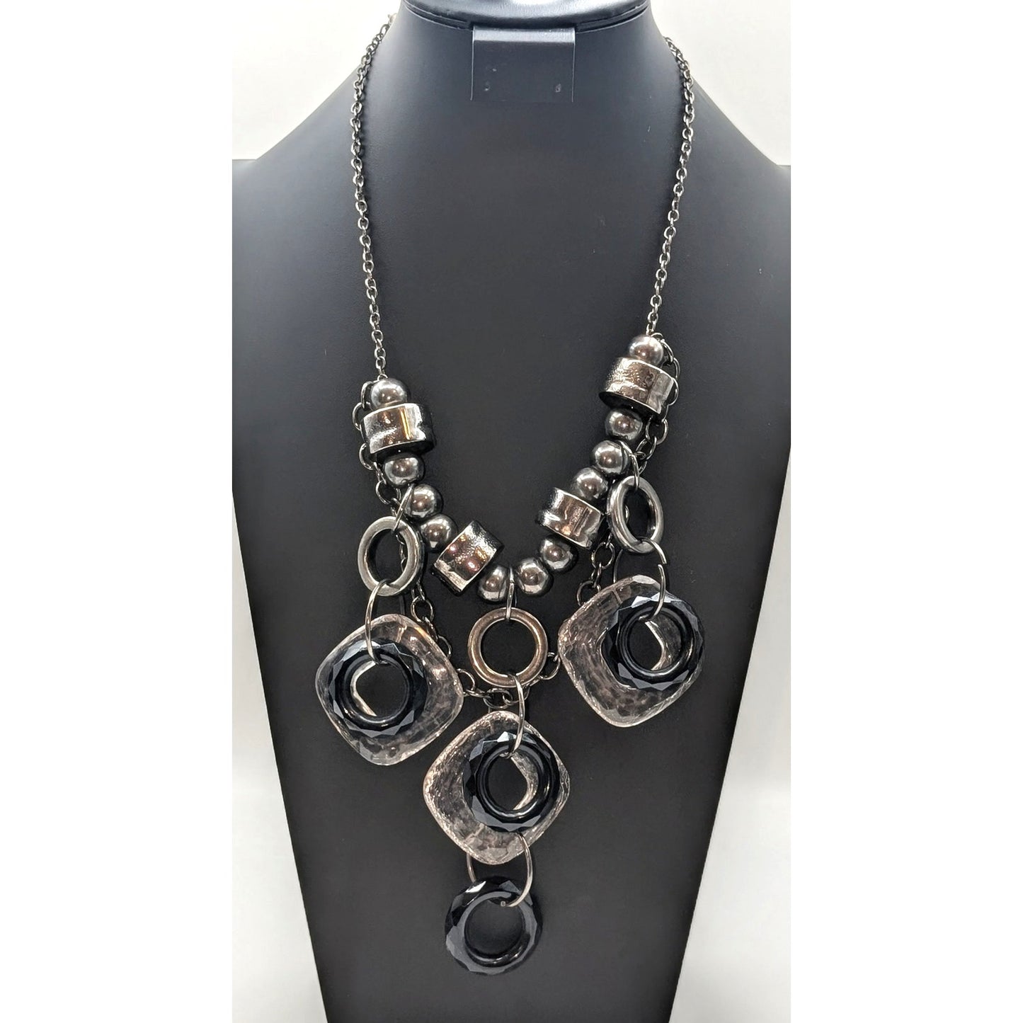 Chunky Geometrical Gun Metal Crackled Clear & Black Loopy Bead Chain Necklace