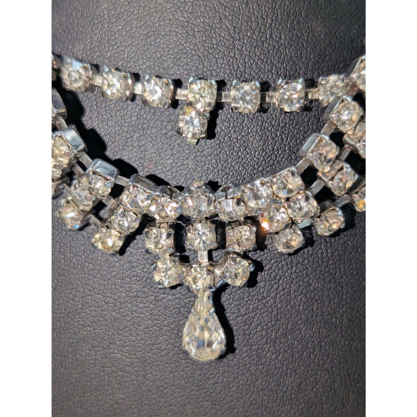 Vintage Rhinestone Silver Tone Fold Over Clasp 14.75" Necklace