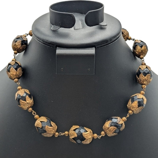 1940s Vtg Gold Tone Leaf Cradling Black Faceted Bead Hook Clasp Choker Necklace