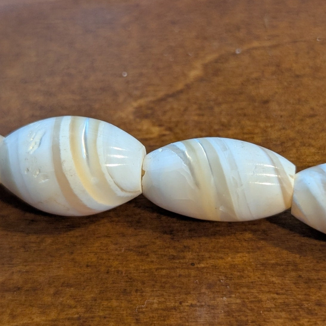 Vintage Hand Carved Balamuti Mother of Pearl Graduated Elongated Bead Necklace