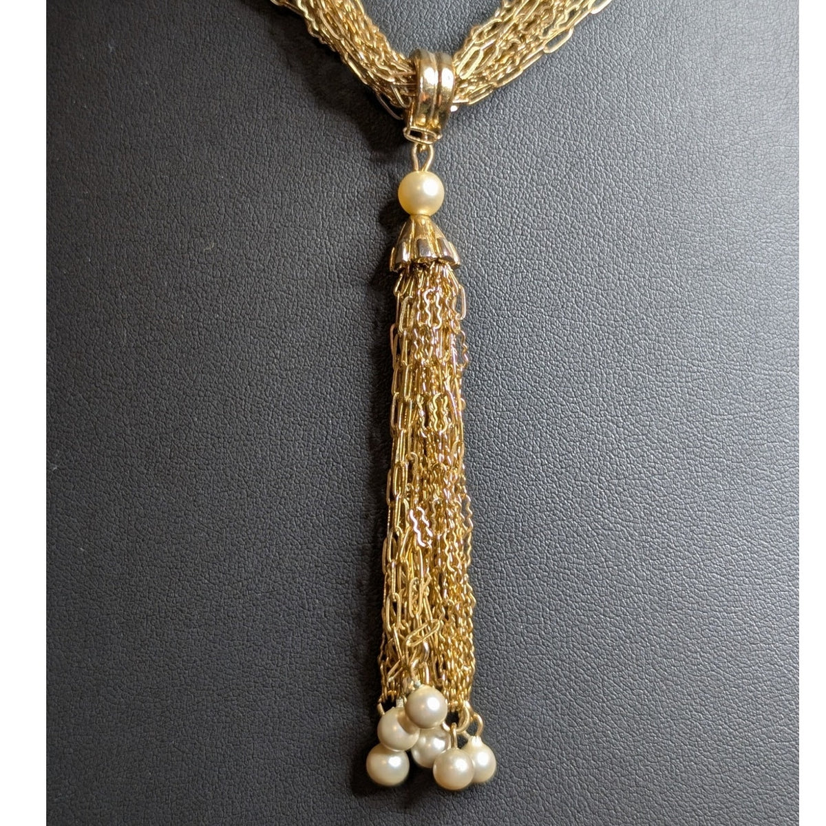 VTG Multi Gold Tone Chain Faux Pearl Dangle Tassel Barrel Clasp 16.5" Necklace