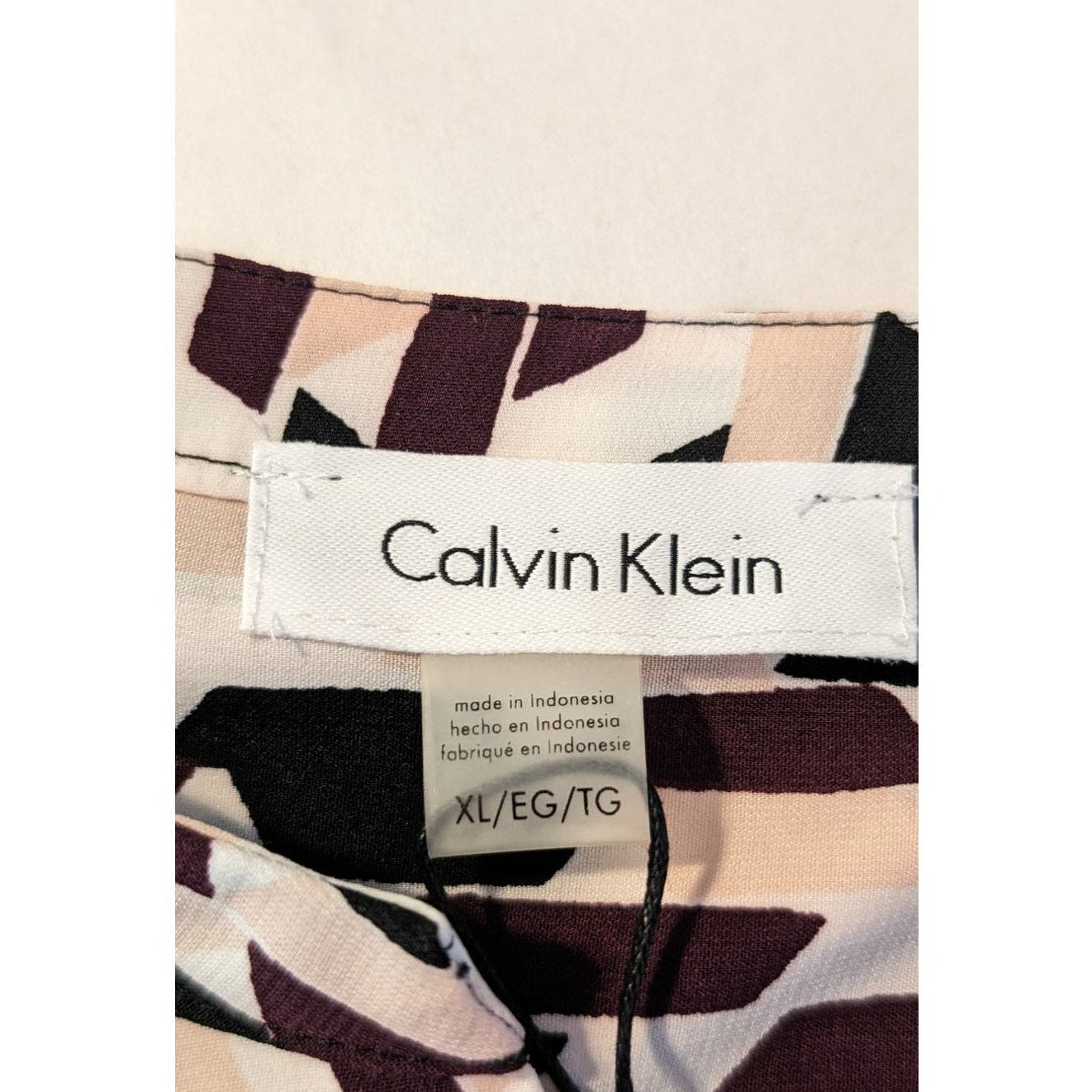 Calvin Klein Maroon Pink Black White Geometric Print V Neck Tunic Womens Sz XL