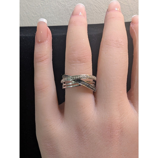 925 Sterling Silver Black & White Diamond Crisscross Ring Size 6.75
