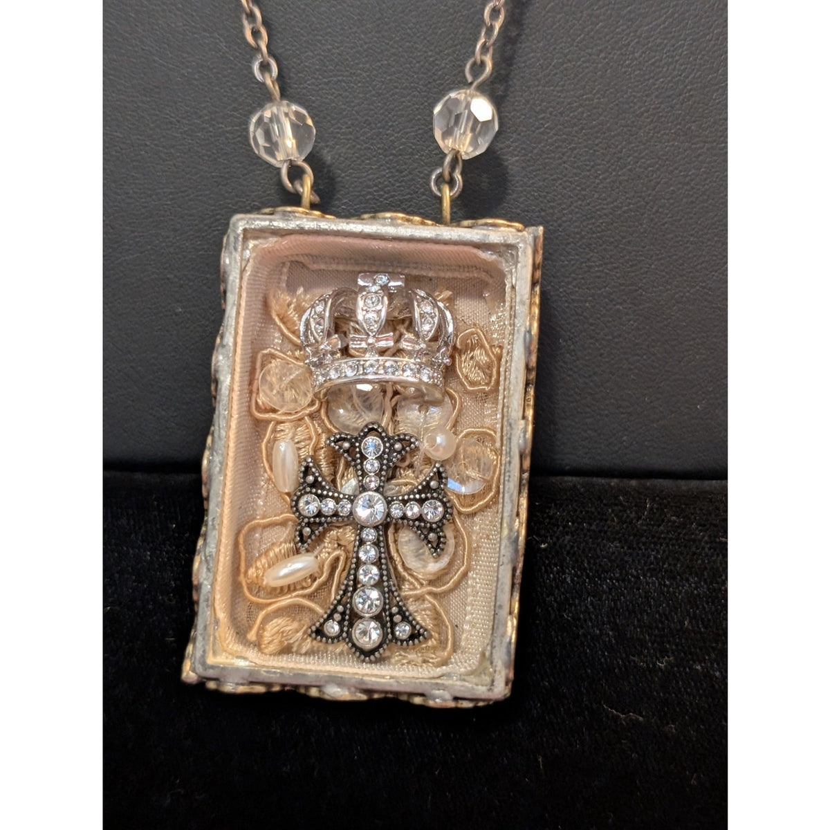 NWT The Gilded Life Shadow Box Cross Crown Crystal Faux Pearl Chain Necklace