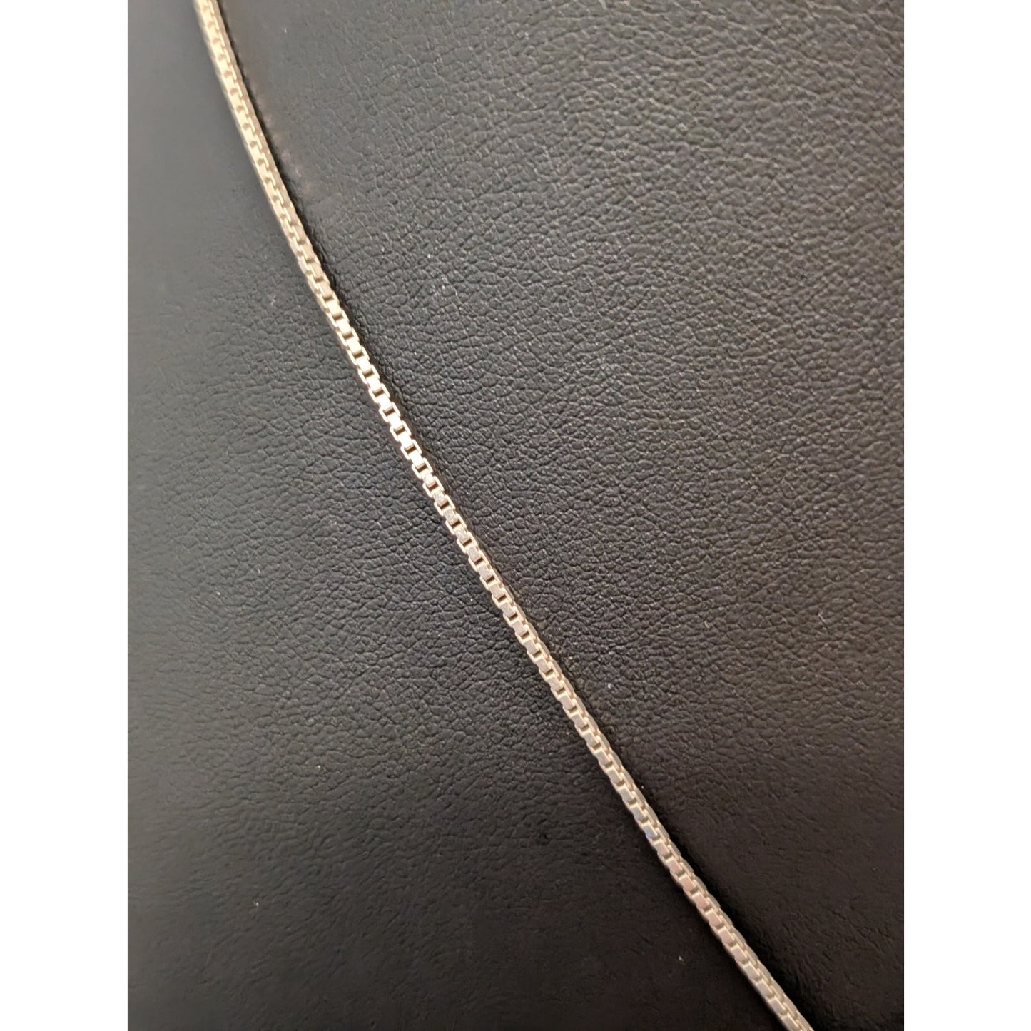 Vintage 925 Sterling Silver Cream Stone Heart Pendant on Box Chain