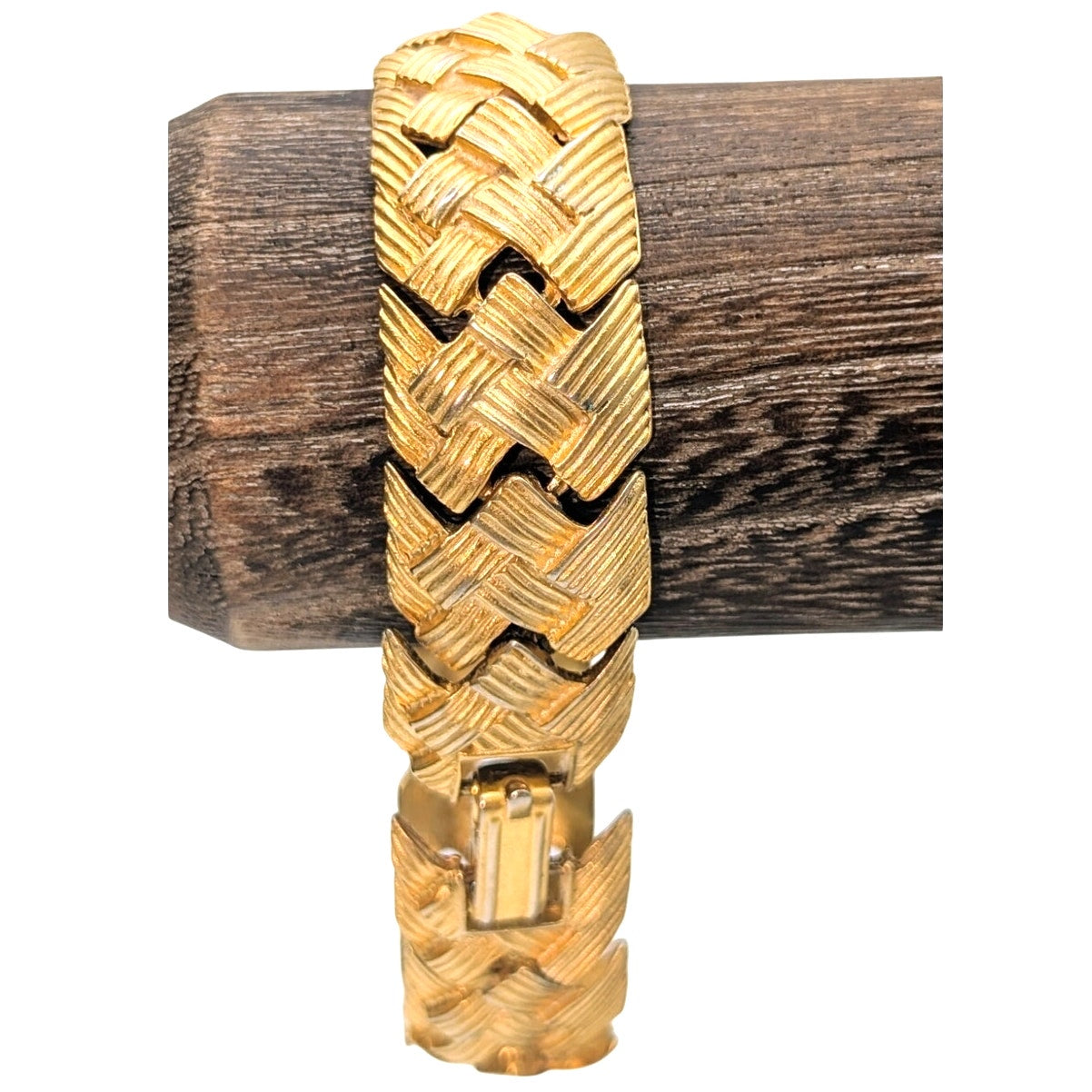 Vtg Brushed Gold Tone Made in USA Articulated Station Basketweave Style Bracelet