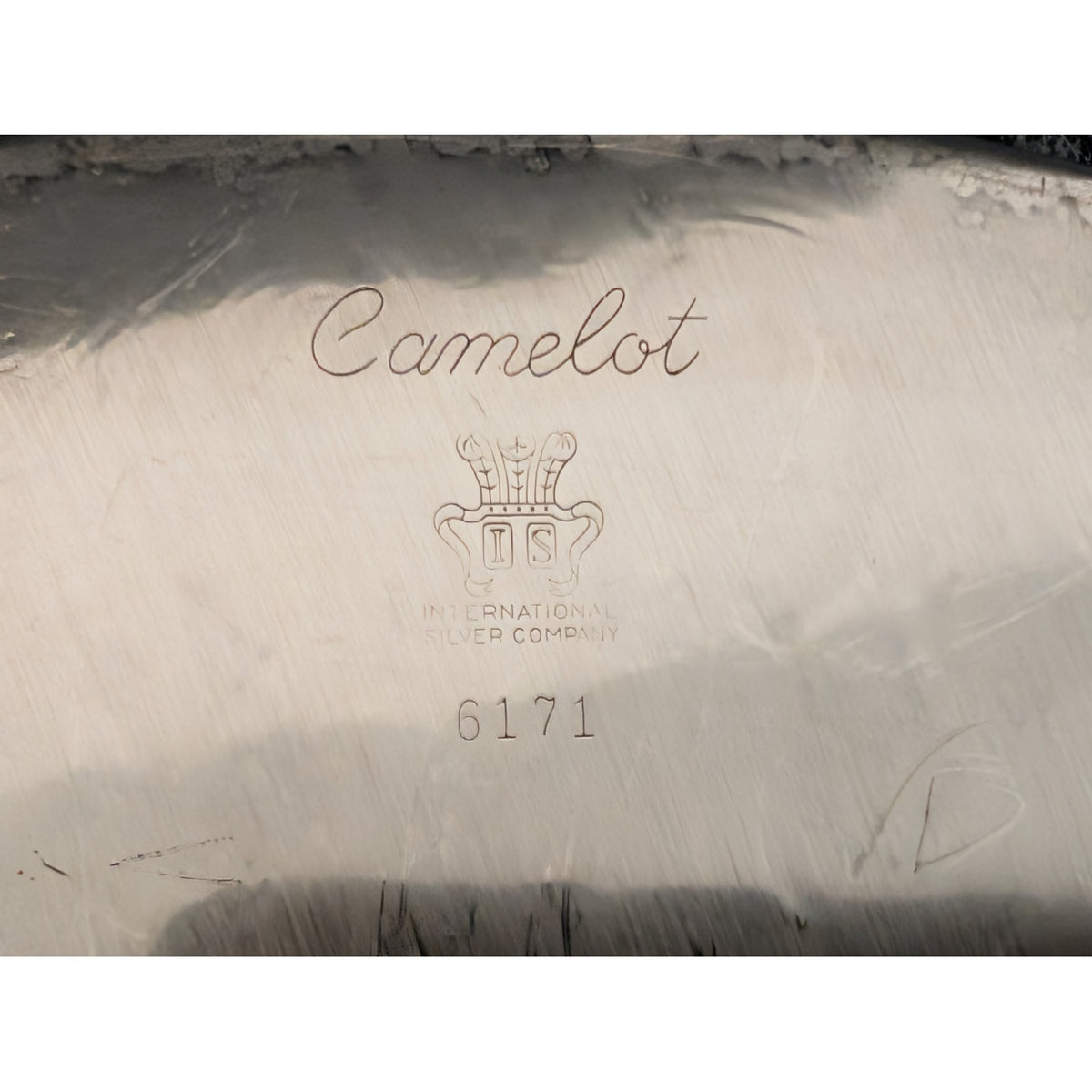 Vintage Camelot 6171 International Round Silver Plate Rimmed Serving Tray