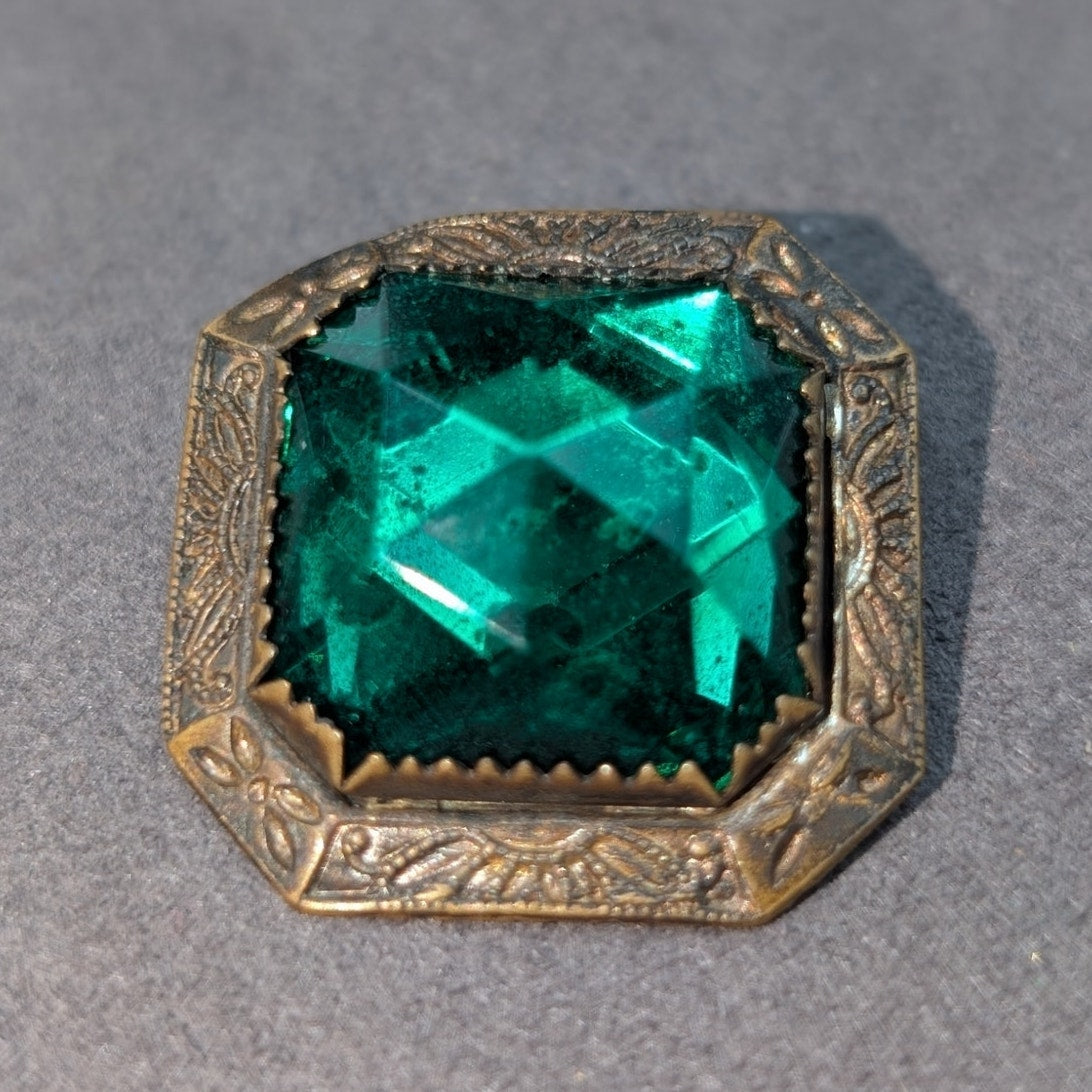 Antique C-Clasp Faceted Green Rhinestone Gold Tone Pin Brooch