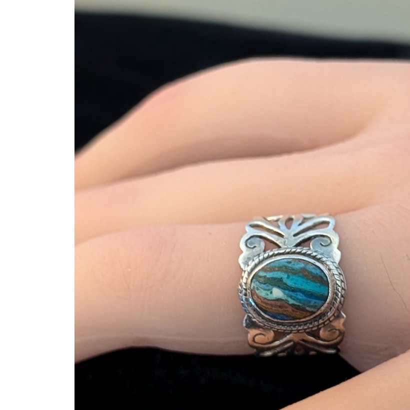 925 Sterling Silver Filigree Rainbow Calsilica Stone Ring Size 6.25