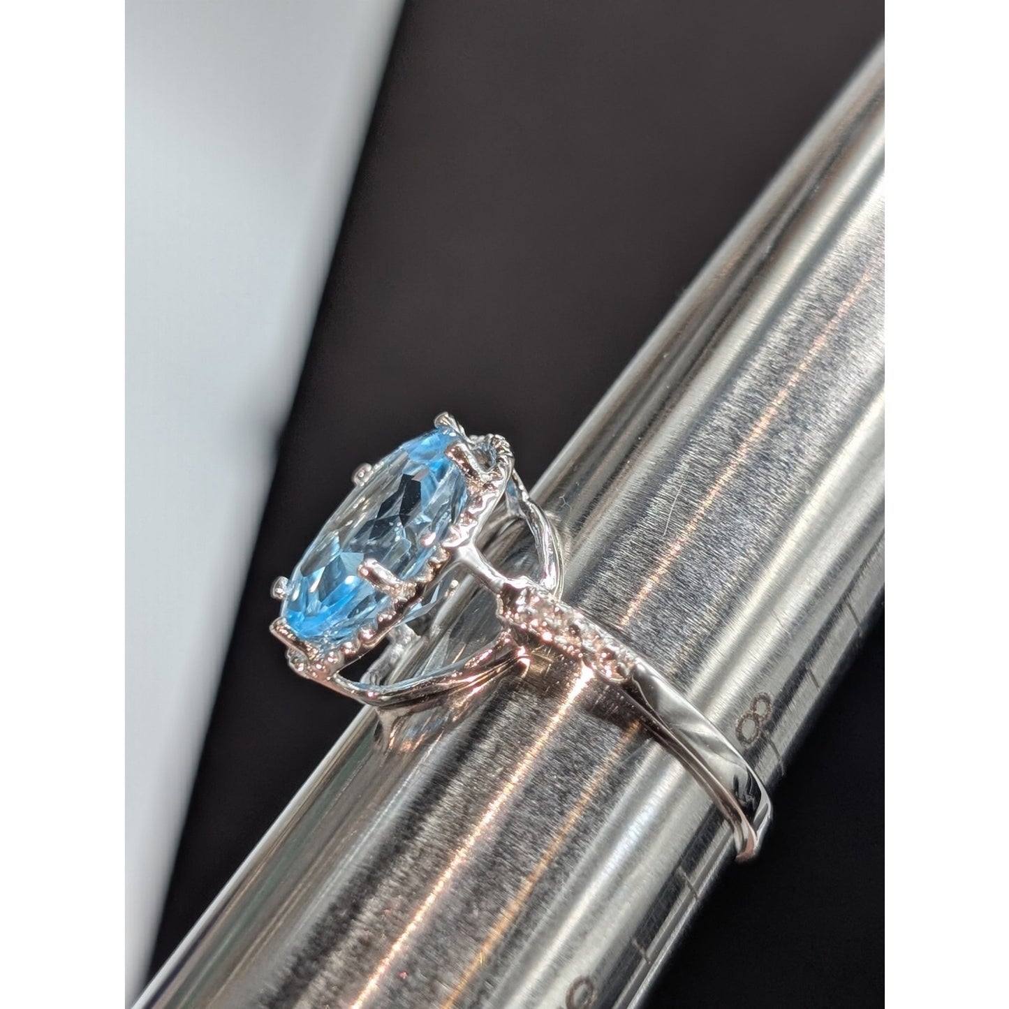 925 Sterling Silver Sky Blue Topaz Diamond Ring Size 8.25