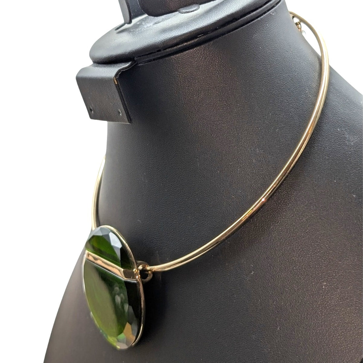 Signed Robert Lee Morris Soho Green Glass Pendant Gold Tone Torque 16" Necklace