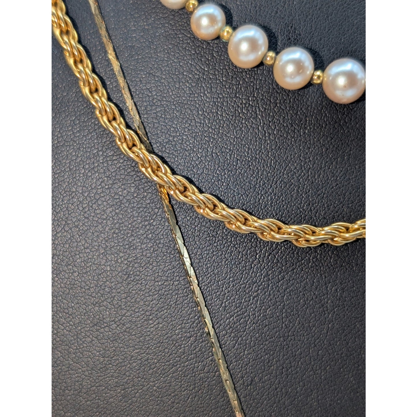 Lot of Three Gold Tone Vintage Necklaces-Mesh Flower Lariat Chain Faux Pearl