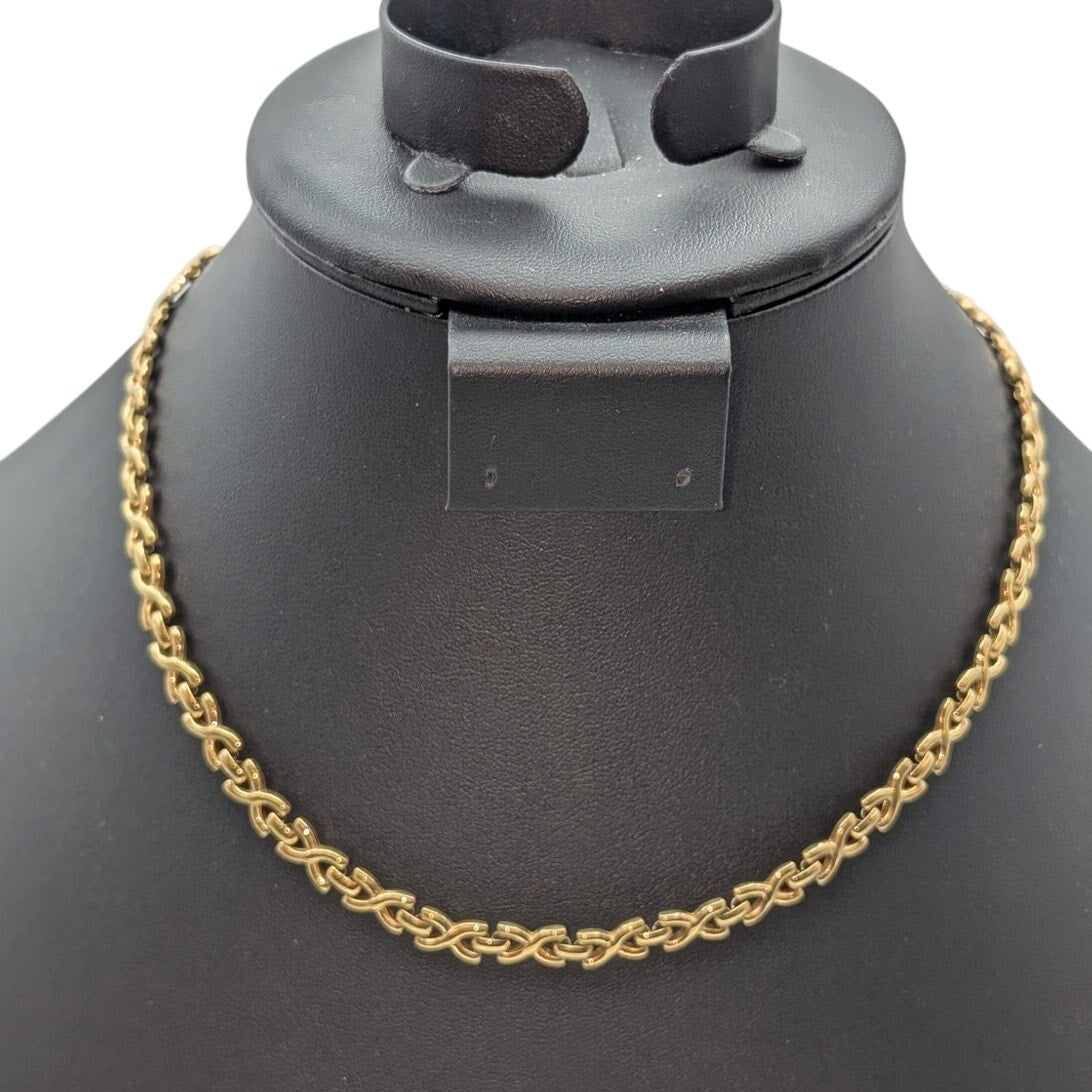 Vintage Gold Tone X Link 16.25" 6mm Wide Fold Over Clasp Necklace