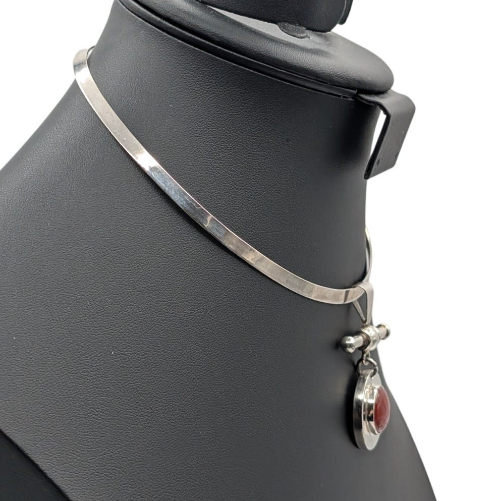 Heavy Silver Plated Marked CMN Carved Carnelian Pendant Torque Necklace