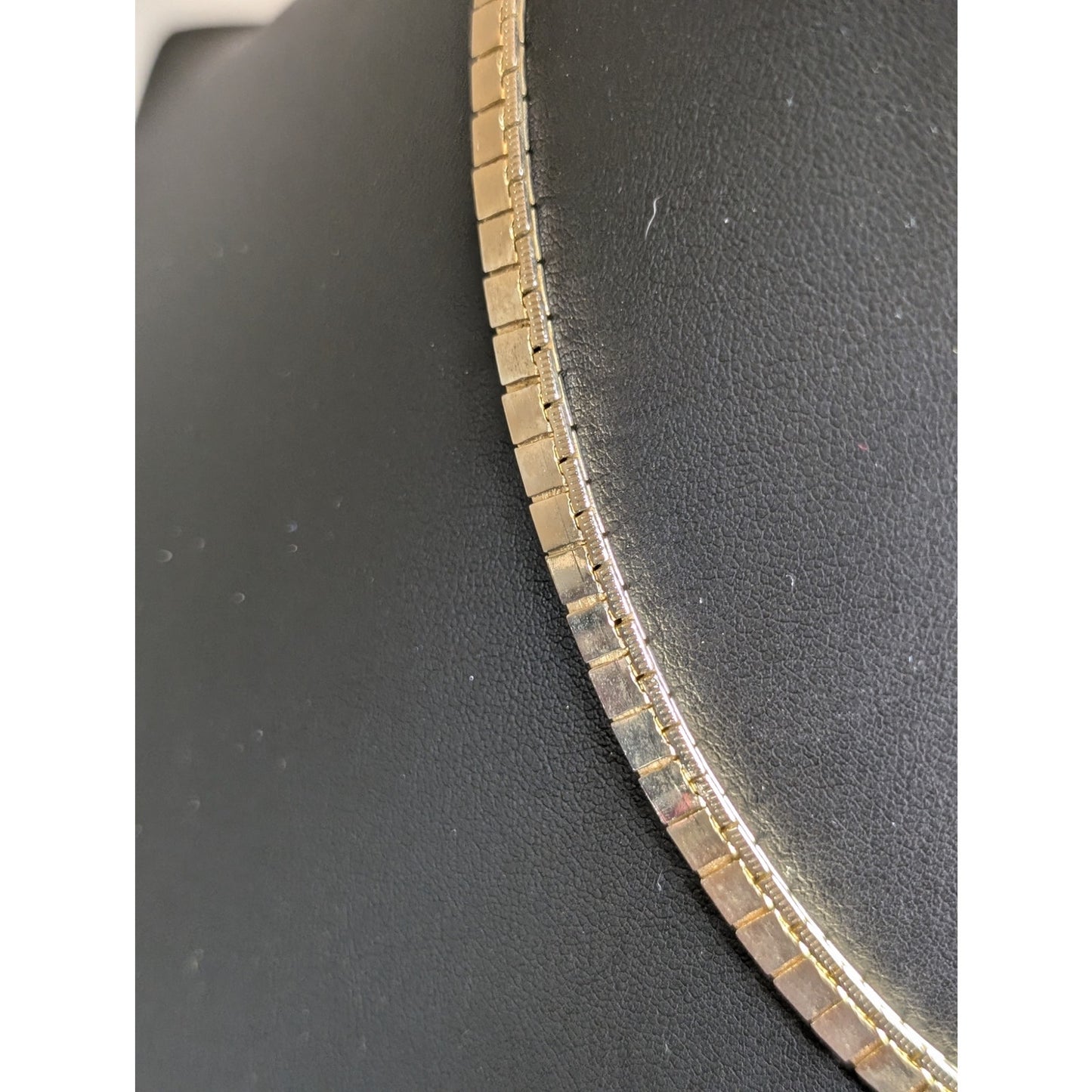 VTG Subtle Gold Tone Egyptian Inspired Link Chain Necklace W/ Fold Over Clasp