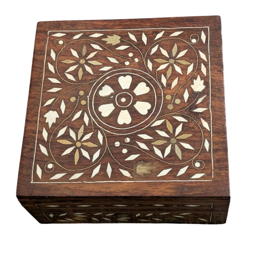 Wood Inlay Hinged Trinket 6" Square Box