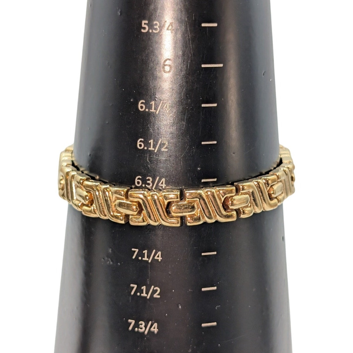 Vintage Unmarked Gold Tone Articulated X Link Fold Over Clasp Bracelet