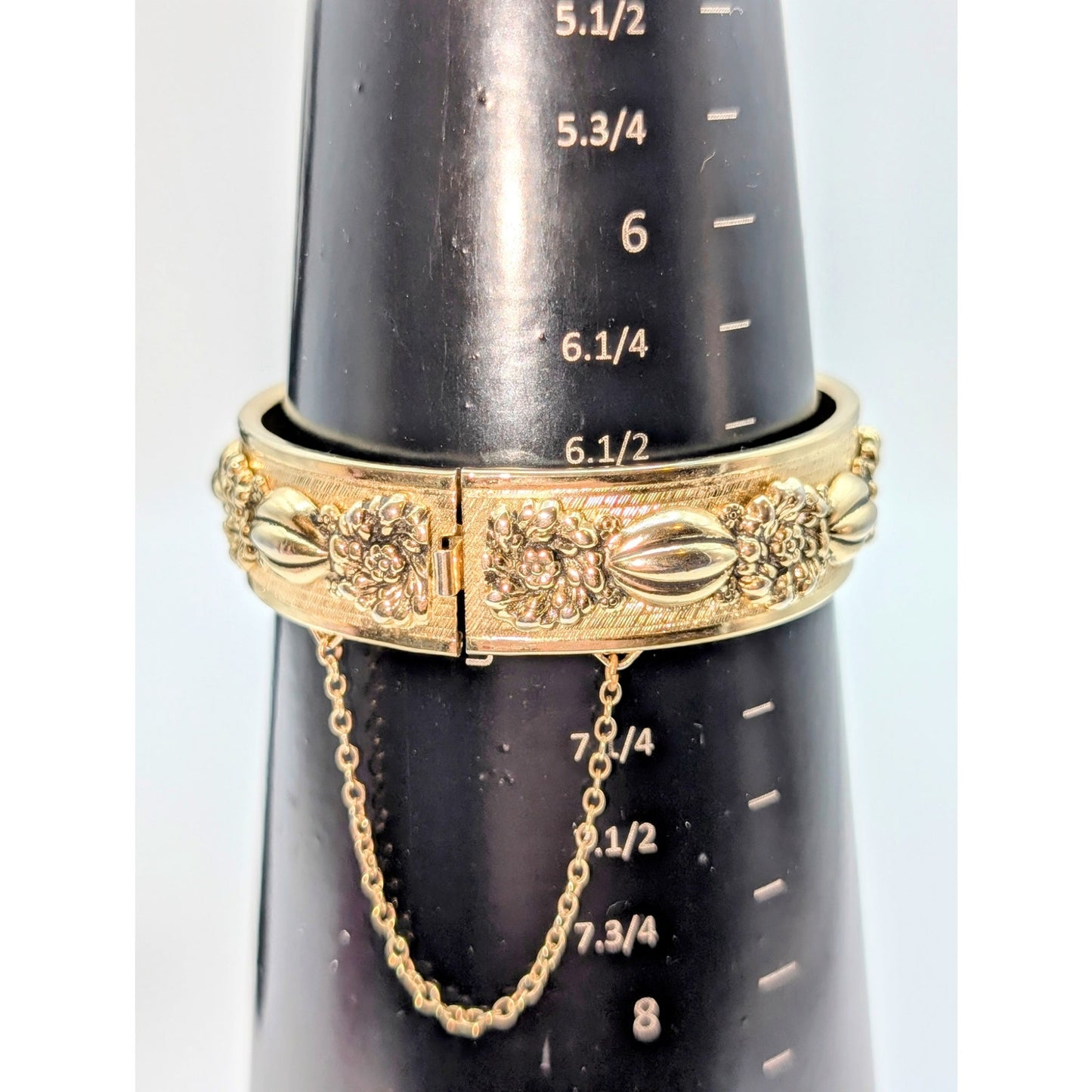 VTG Repousse Art Nouveau Raised Floral Design Gold Tone Bangle Bracelet Safety