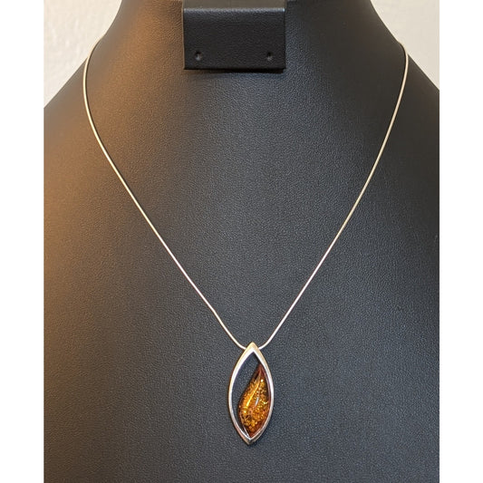 VTG Polish Gdansk Teardrop Amber 925 Sterling Pendant Snake Chain Necklace