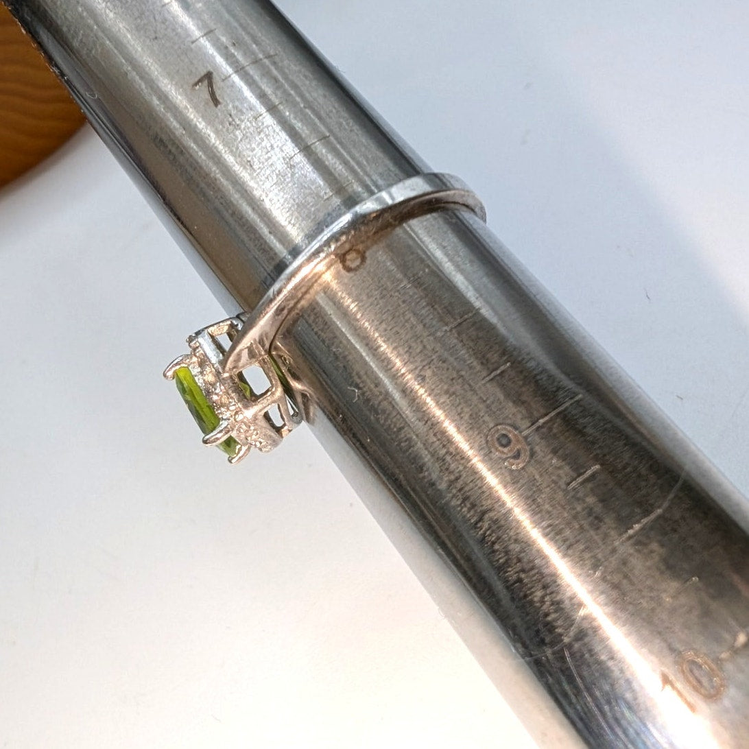 925 Sterling Silver Peridot & Diamond Ring Size 8