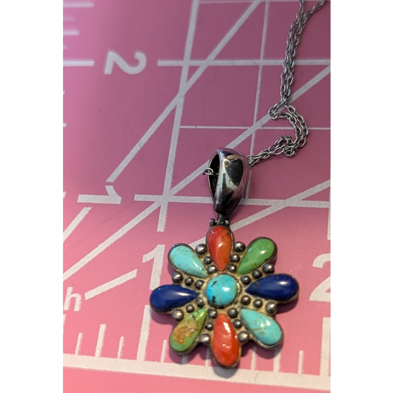 Vintage Southwest Navajo Sterling Multi Gemstone Flower Pendant 925 Silver Chain